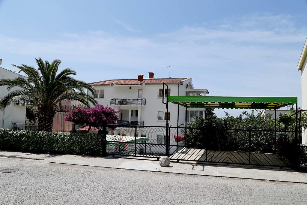 Apartments Stevo Nikocevic Bar Buitenkant foto
