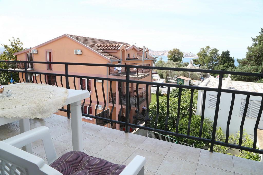 Apartments Stevo Nikocevic Bar Buitenkant foto