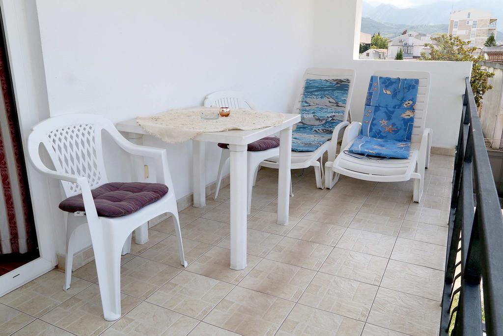 Apartments Stevo Nikocevic Bar Buitenkant foto
