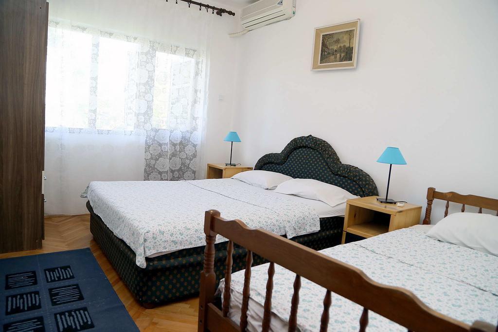 Apartments Stevo Nikocevic Bar Buitenkant foto