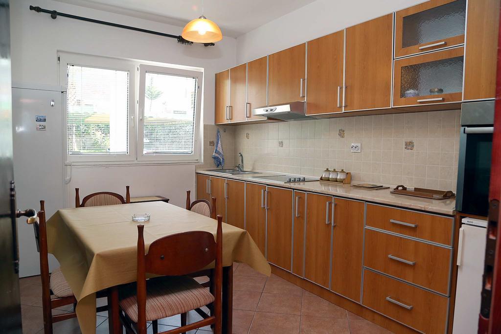 Apartments Stevo Nikocevic Bar Buitenkant foto